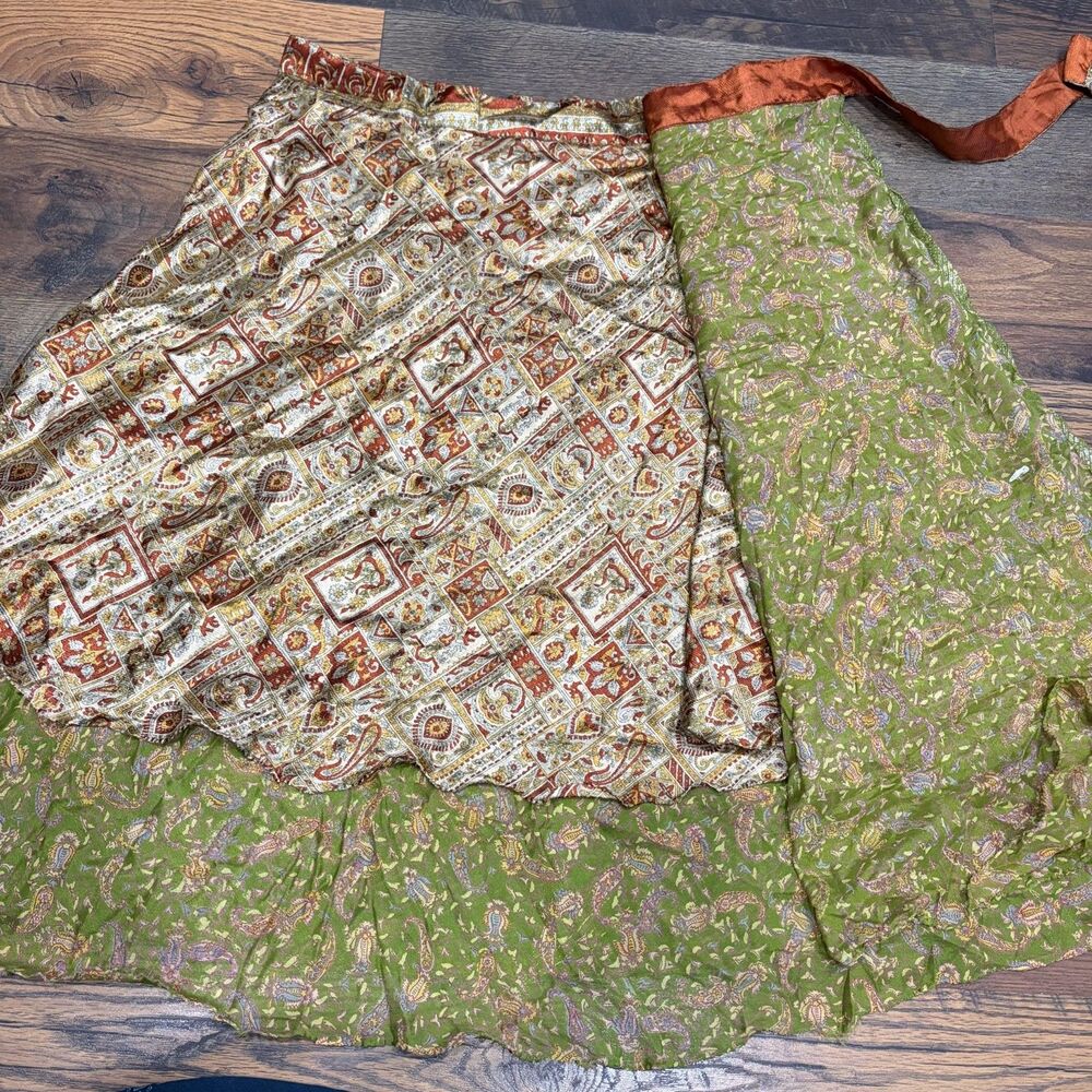 Kariza Sari Silk/Rayon Layered Print Wrap Skirt - Picture 2 of 6